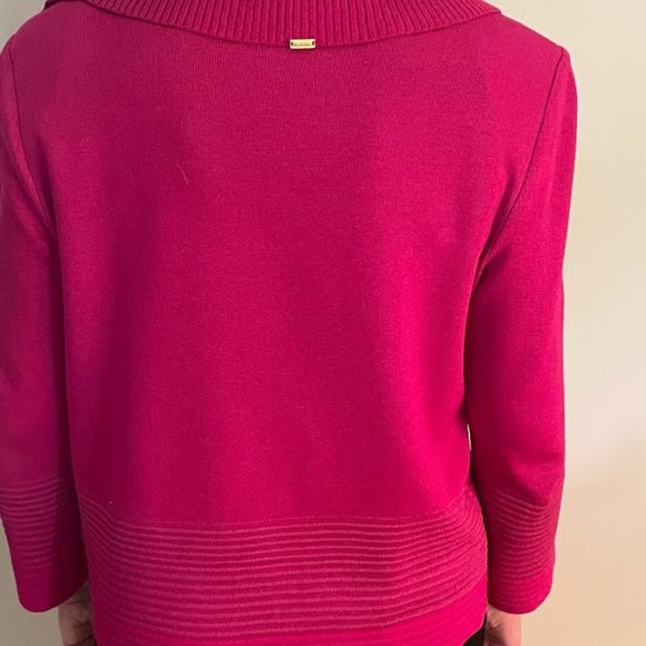 ST JOHN Fuchsia Pink Wool/Rayon Cardigan Sweater and Sleeveless Top, Size S - Picture 4 of 11